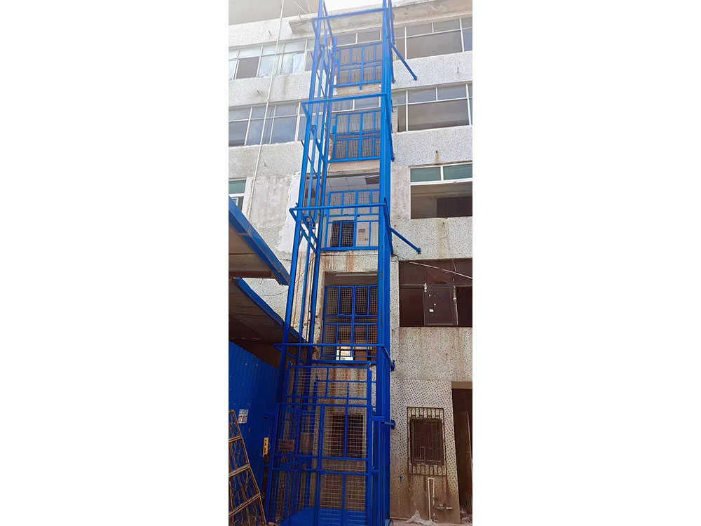 導軌式升降貨梯